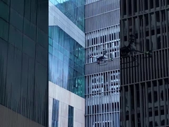 ডিজেআই ফ্লাইকার্ট ৩০ ৫০ মিটার উঁচু বিল্ডিং পরিষ্কার করা টাইটড ড্রোন সিস্টেম